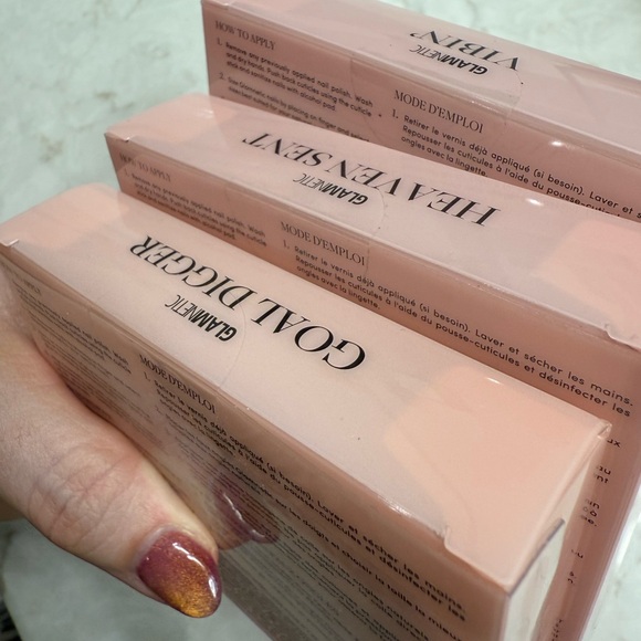 Glamnetic Press On Nails - Goal Digger, Heaven Sent, Vibin’ - Picture 6 of 8